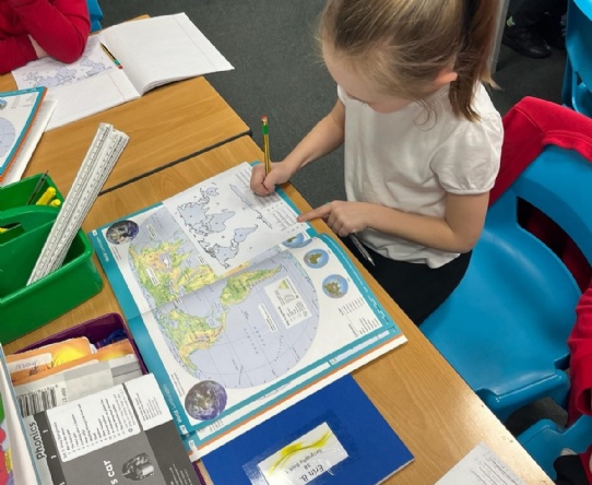 Using atlases in geography